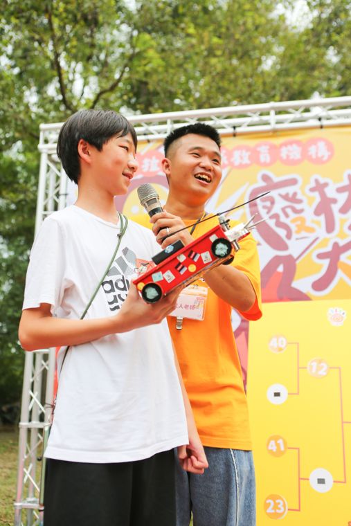 2025 廢材機器人大賽